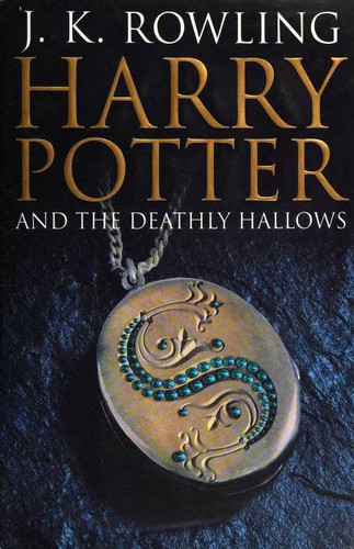 Harry Potter and the Deathly Hallows (Hardcover, 2007, Raincoast Books)